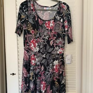 Slinky material Lularoe Nicole